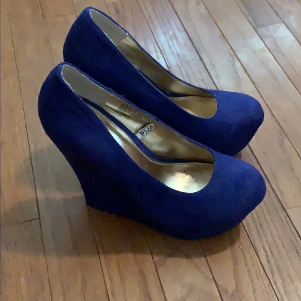 7.5 Blue suede wedges, 5 inch heel